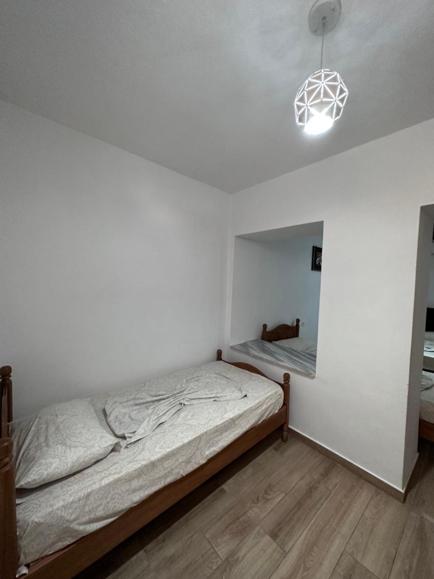Jona Rooms Himarë Eksteriør billede